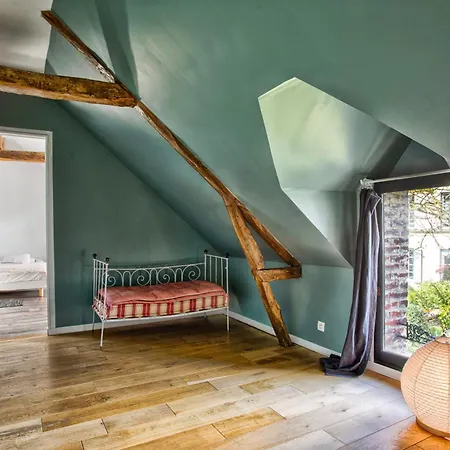 Belle Demeure - Centre - Jardin Botanique 펜션