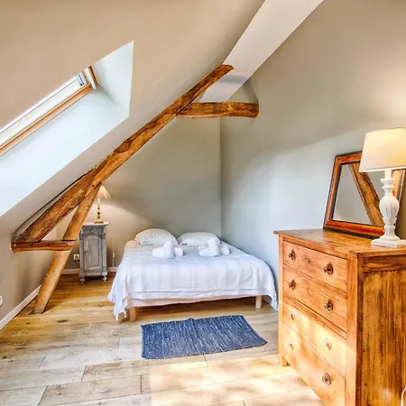 Holiday home Belle Grange Renovee Avec Gout, Jardin - Proche Centre-ville