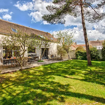 Belle Grange Renovee Avec Gout, Jardin - Proche Centre-ville *
