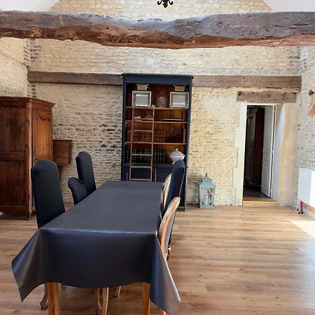 Belle Grange Renovee Avec Gout, Jardin - Proche Centre-ville بيت للعطل