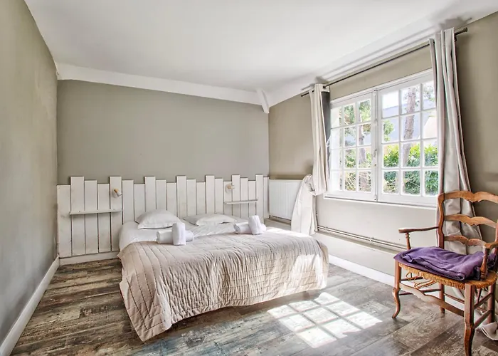 Belle Demeure - Centre - Jardin Botanique * Cabourg